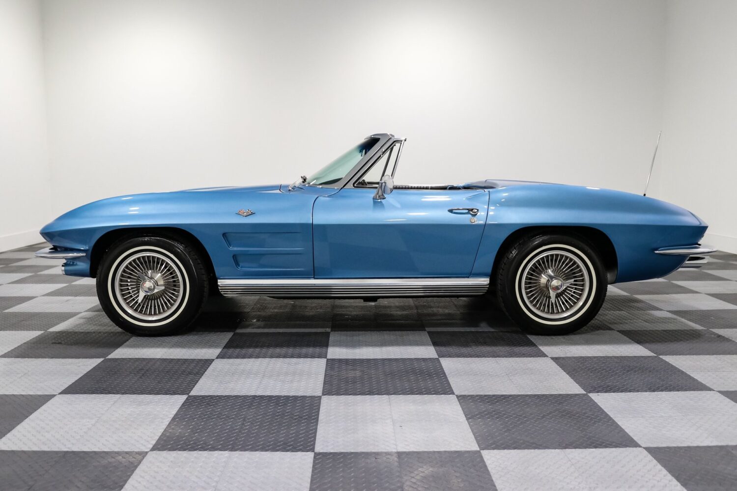 1964-chevrolet-corvette (3)